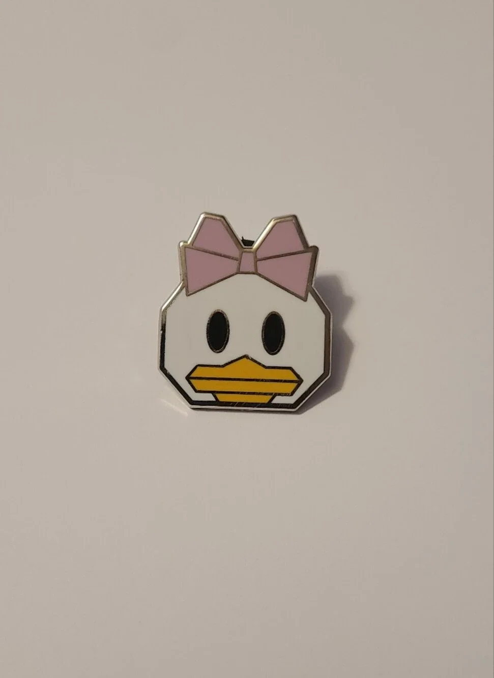 Disney Daisy Duck Pin